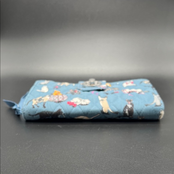 Vera Bradley Cat’s Meow RFID Turnlock Wallet in Blue Quilted - Picture 8 of 13